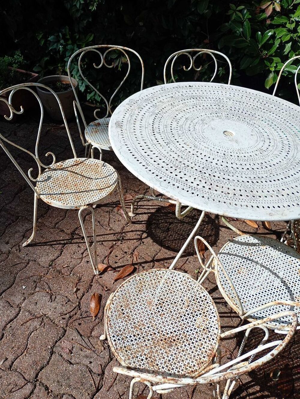 Salon de jardin ancien en fer forg&eacute; 8 chaises Meubles