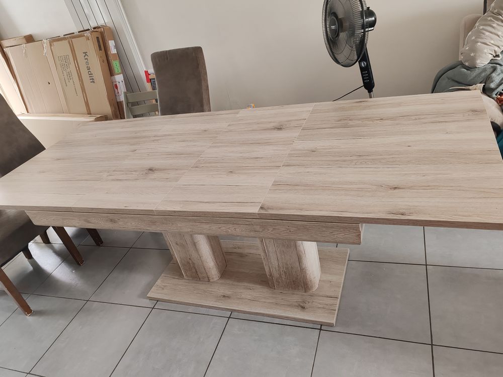Salle a manger et meuble tv Meubles