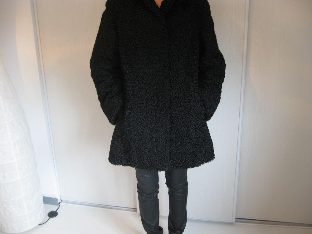 Manteau d'ASTRAKAN Vêtements
