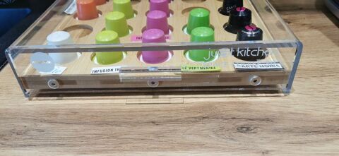support rangement 30 capsules plexiglass caf� tisanes Cannes (06)