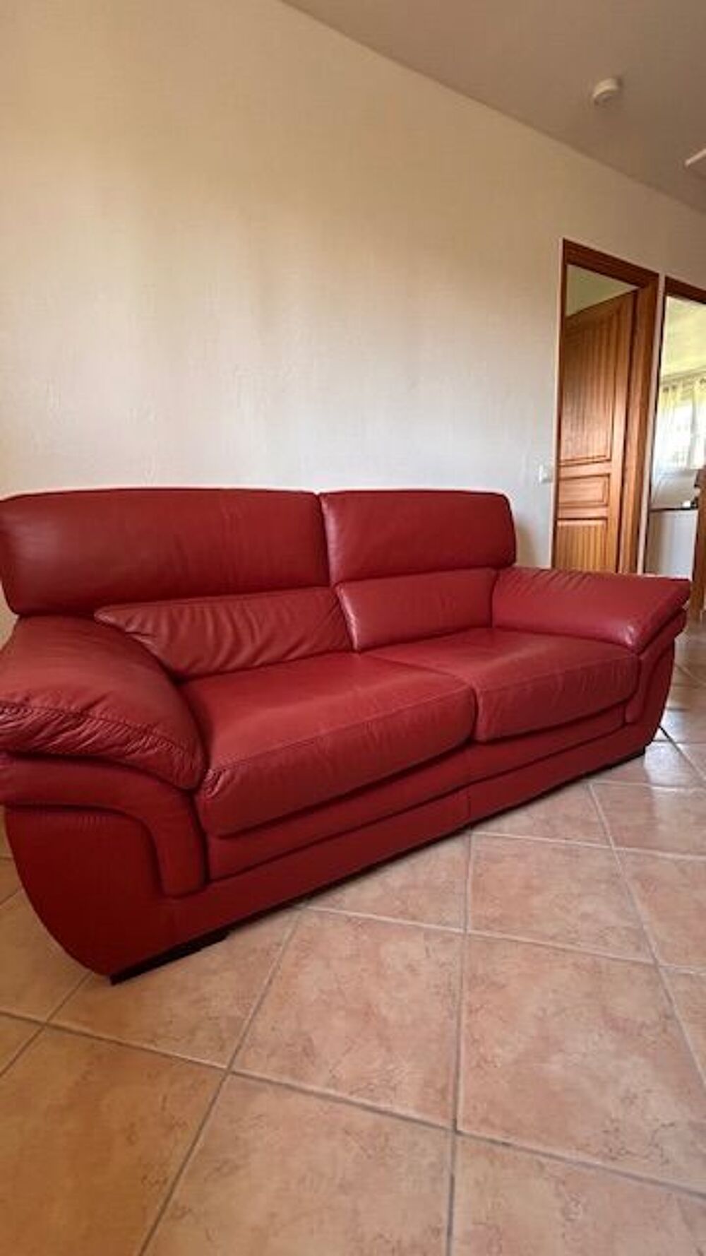 canap&eacute; cuir rouge Meubles