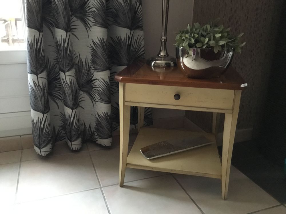 table d appoint Meubles