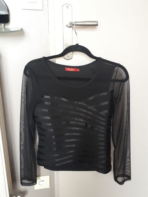 Pull noir soir�e - 38/40 - EXCELLENT ETAT 15 Villemomble (93)