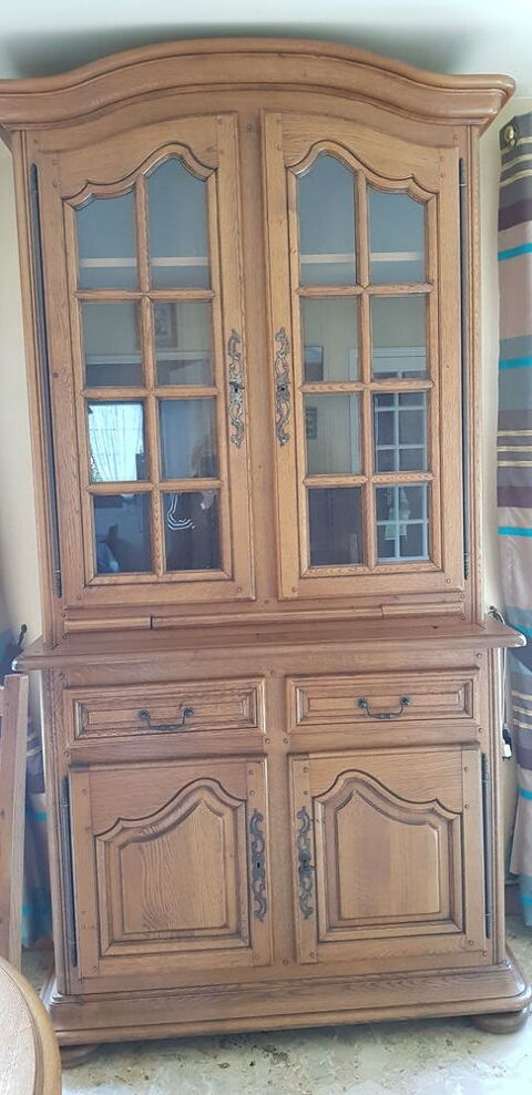 Vitrine/biblioth�que ch�ne clair massif Claye-Souilly (77)