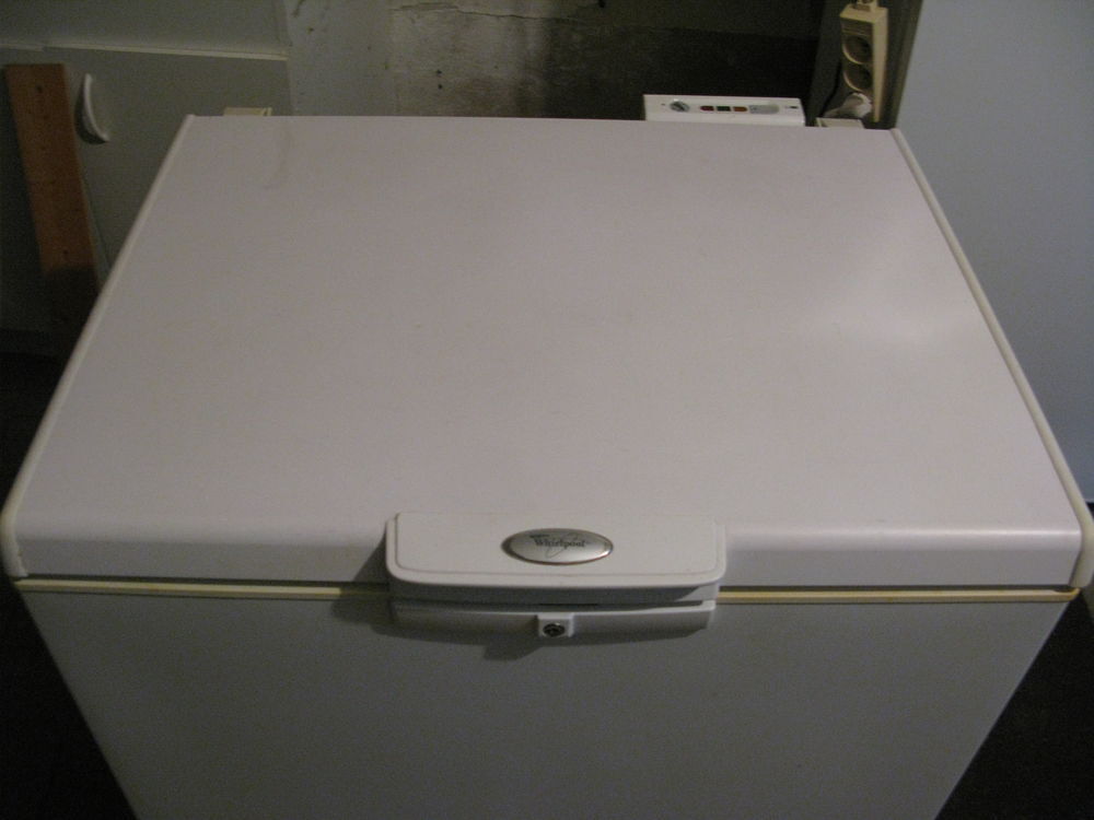 CONGELATEUR COFFRE WHIRLPOOL Electroménager