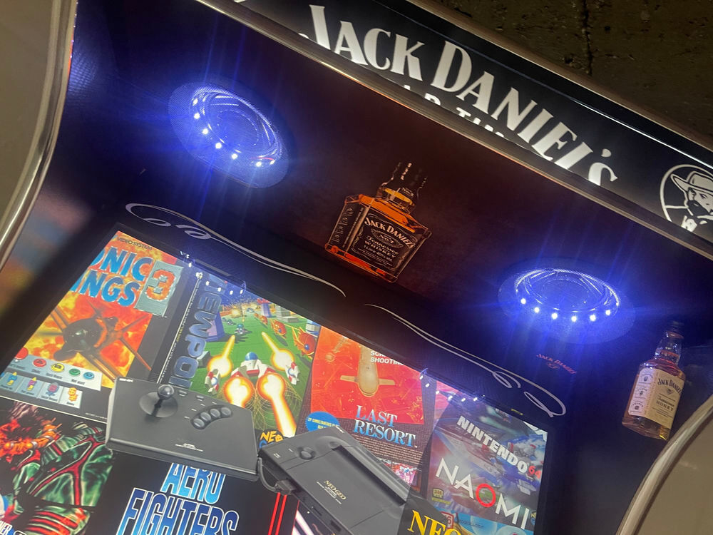 Borne Arcade retro Gaming Jack Daniel's Consoles et jeux vidos