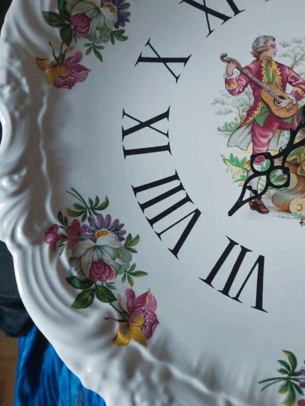 Tr&egrave;s belle horloge en c&eacute;ramique vintage ancienne &agrave;... Décoration
