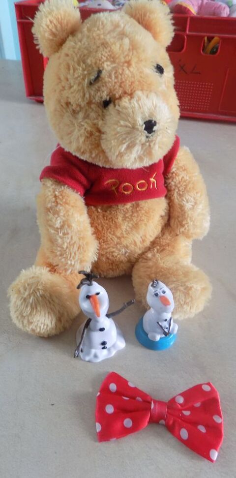 Lot peluche et figurines Disney 3 La Motte-d'Aveillans (38)