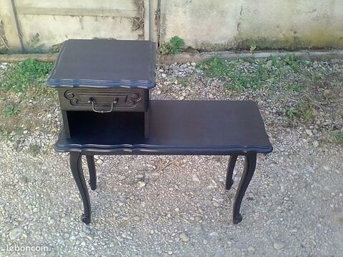 Meuble de T�l�phone / Gu�ridon . 0 �pernay (51)