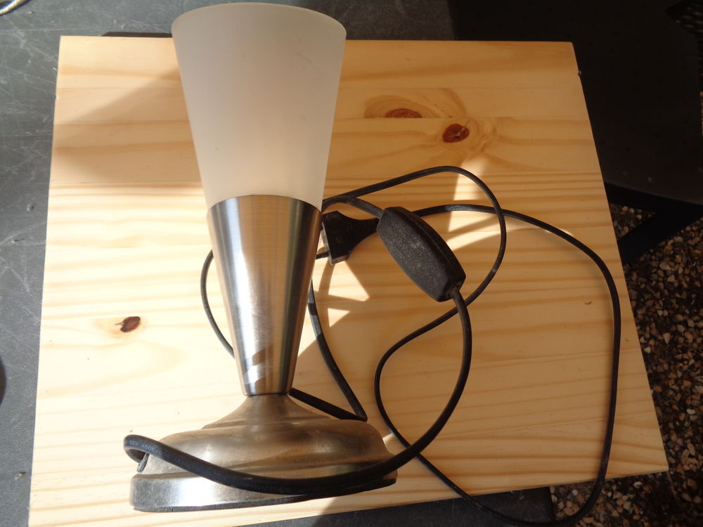 ancienne lampe pour chevet ou autres Décoration