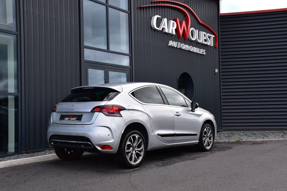 DS4 BlueHDi 150 S&S BVM6 Sport Chic 2015 occasion 56300 Pontivy