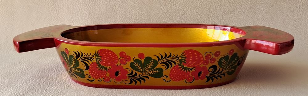plat vintage Khokhloma URSS peint et laqu&eacute; &agrave; la main 
Décoration