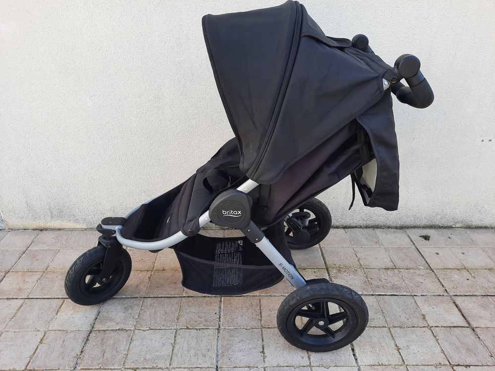 Poussette B-motion 3 Britax Romer. Puériculture