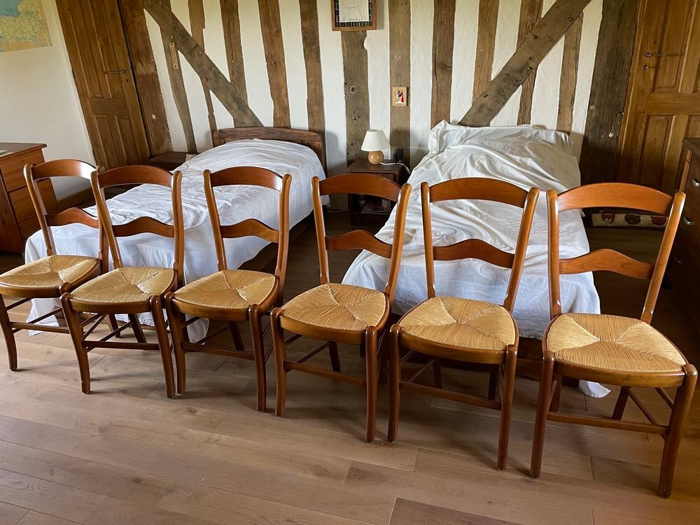 lot 6 chaises en merisier en tr&egrave;s bon &eacute;tat Meubles