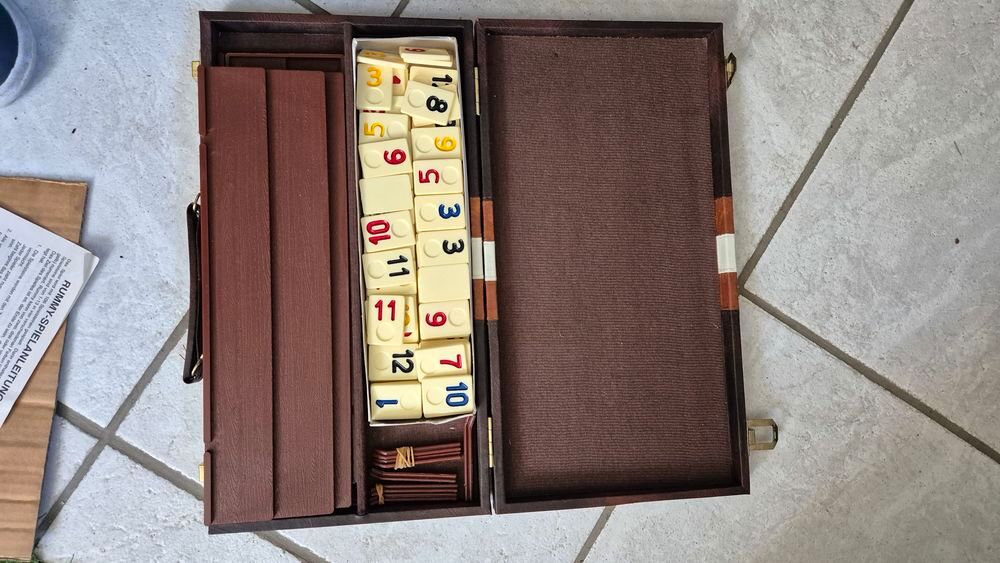 Jeu rummy Jeux / jouets