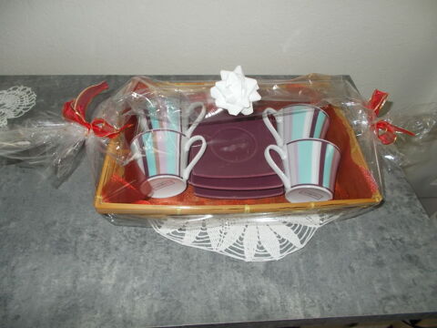 4 TASSES ET SOUTASSES 6 Bourges (18)