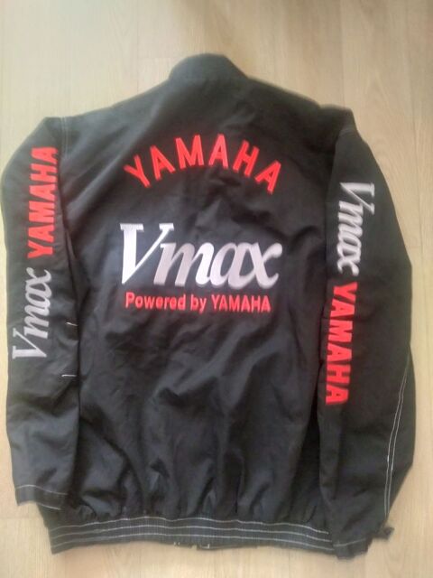Blouson Yamaha team Tmax moto couleur noir. 0 Autun (71)