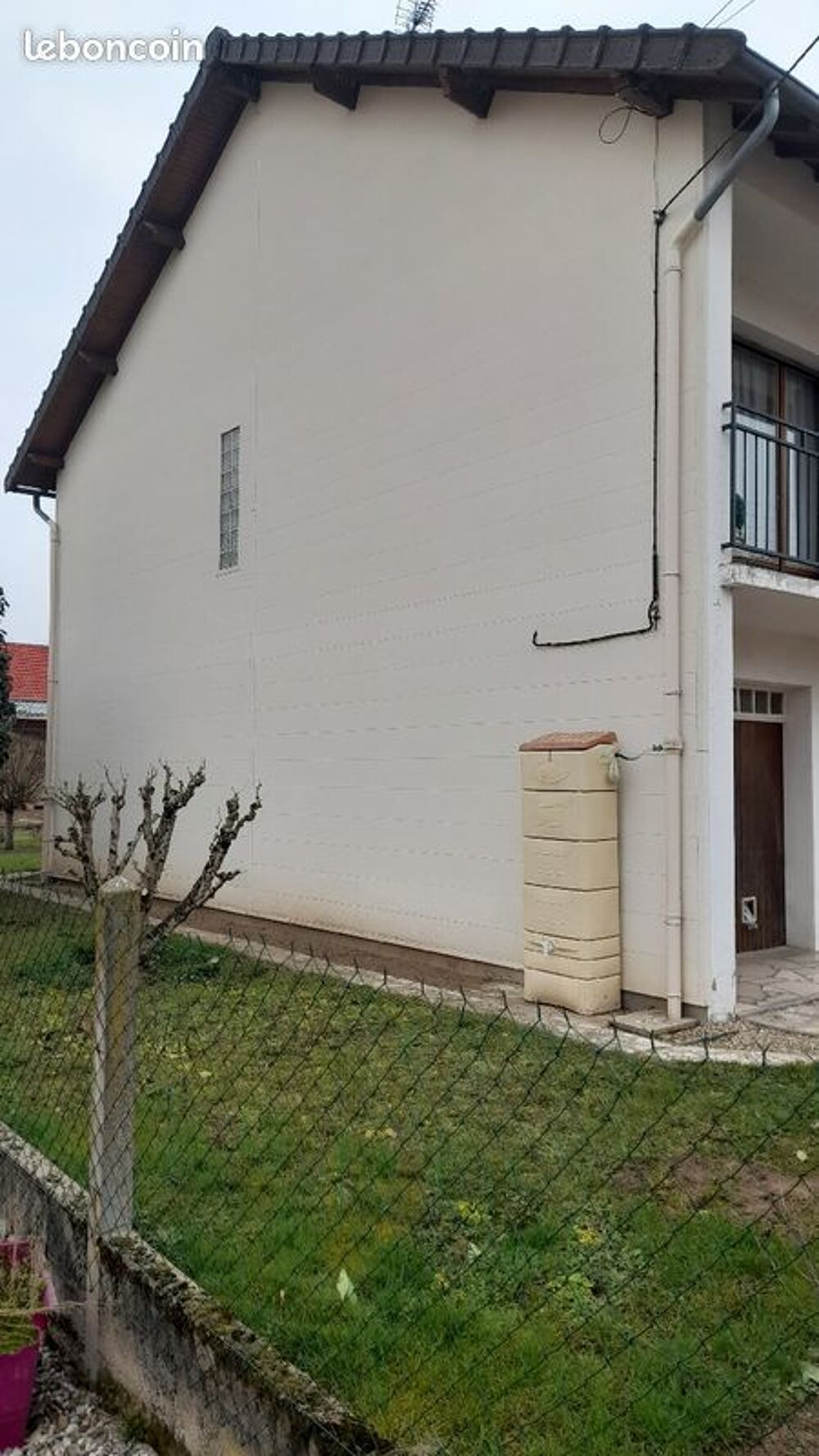 Lambris 72m2 alv&eacute;olaire en PVC pour ext&eacute;r de 5,25m par 0,25m Bricolage