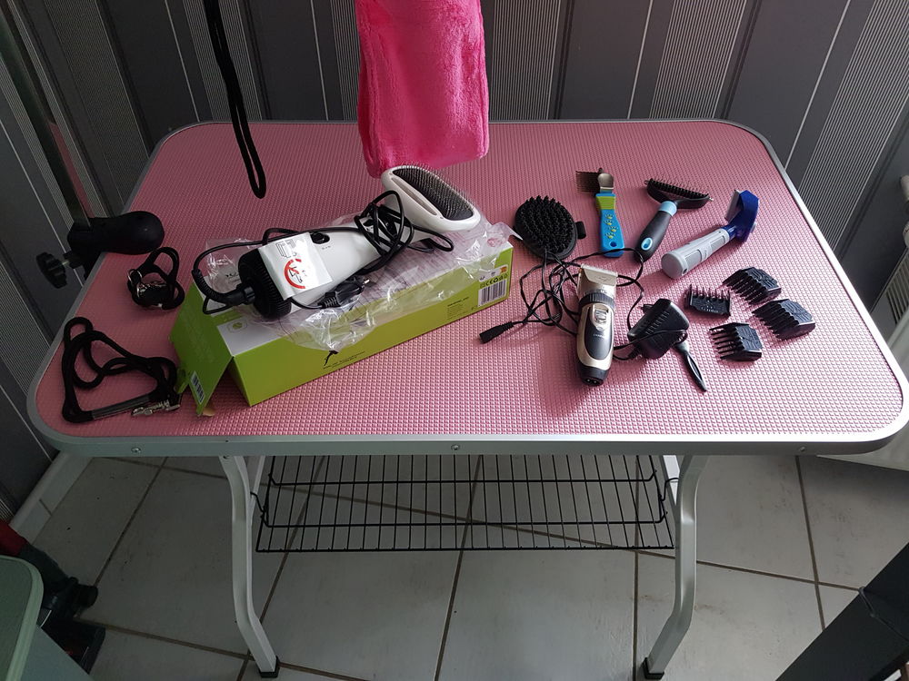   Table toilettage pliante  