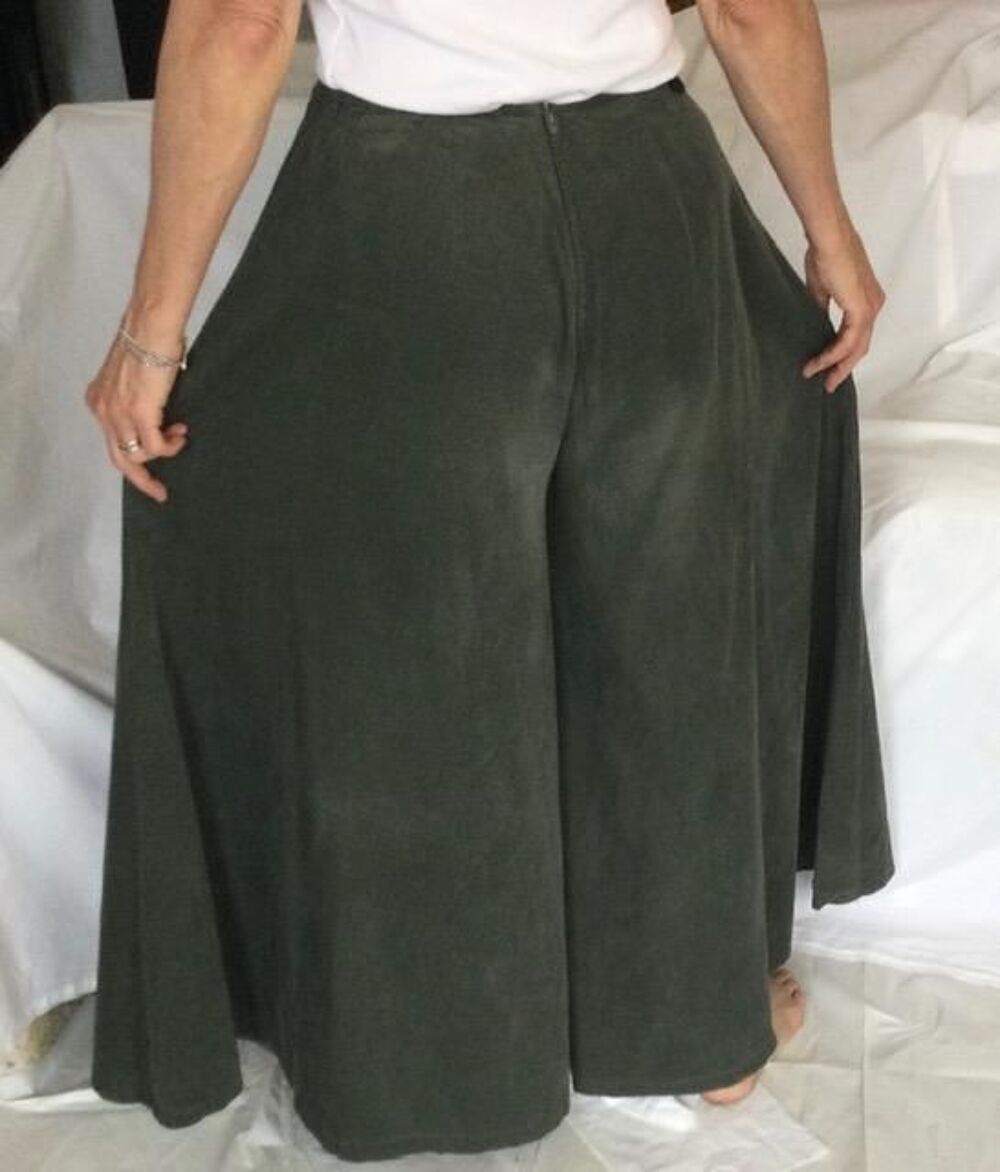 Tenue 4 pi&egrave;ces velours &agrave; cotes &eacute;quitation amazone T 38-40 Sports