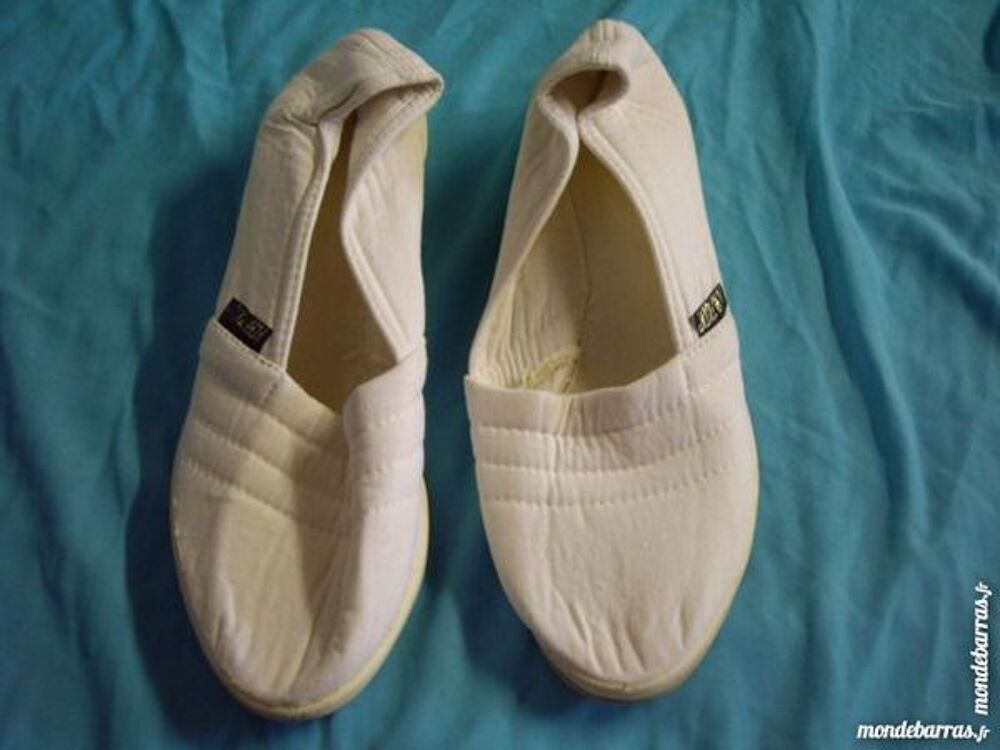 Sans-G&ecirc;ne Blanc pointure 39-neufs Chaussures