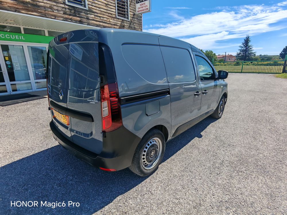 Express EXPRESS VAN BLUE DCI 95 - 22 CONFORT 2022 occasion 05300 Laragne-Mont&eacute;glin