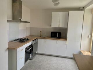  Appartement � louer 4 pi�ces 82 m�