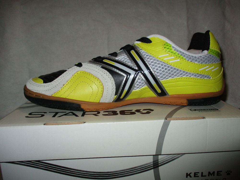 Chaussures de sports en salle. Chaussures