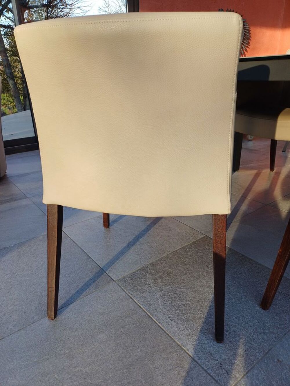 Lot de 4 fauteuils pour table &agrave; manger en tr&egrave;s bon &eacute;tat Meubles