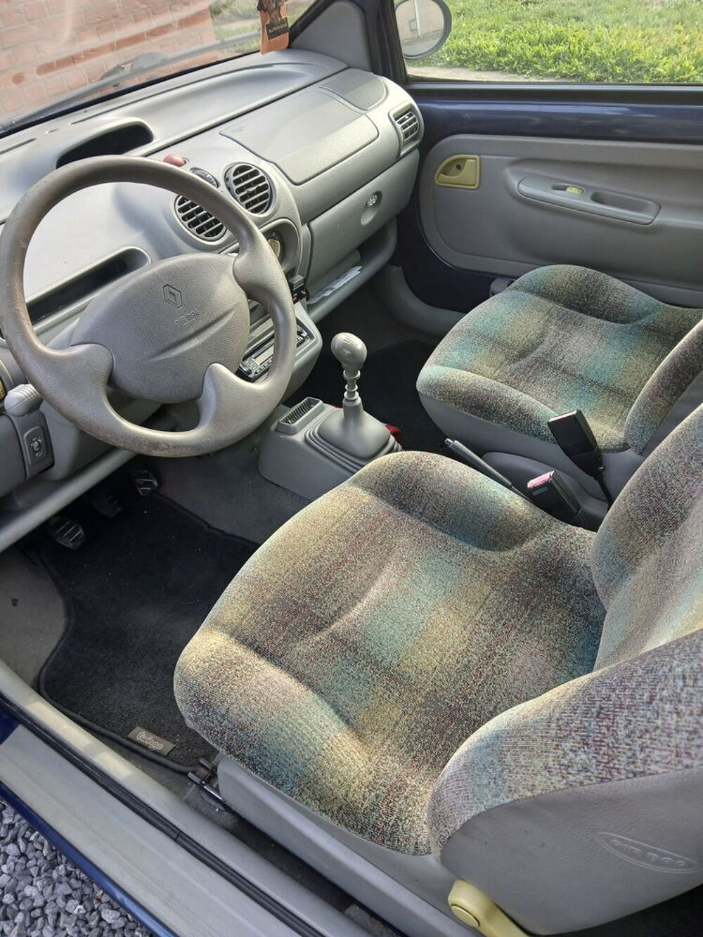Twingo II 1.2 60 Dynamique 1999 occasion 59300 Valenciennes