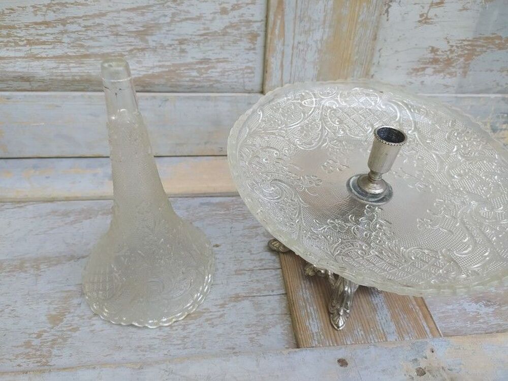 Ancien Surtout de Table Tulipier Verre Moul&eacute; et R&eacute;gule 
Décoration