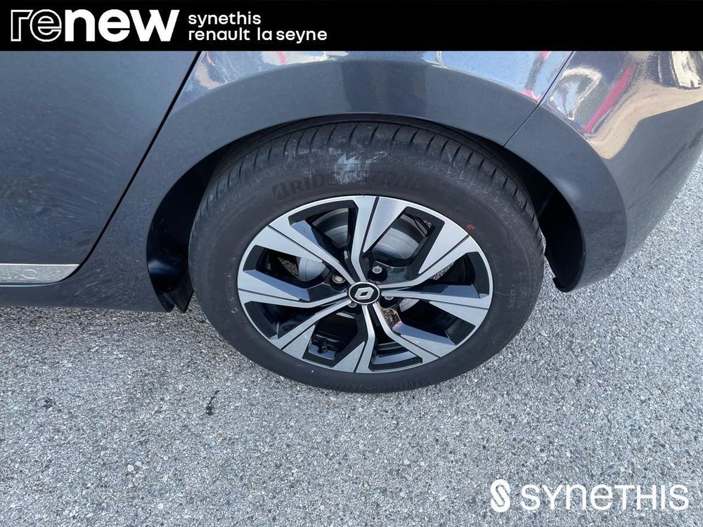 Clio V Clio E-Tech 140 - 21N Limited 2022 occasion 83500 La Seyne-sur-Mer