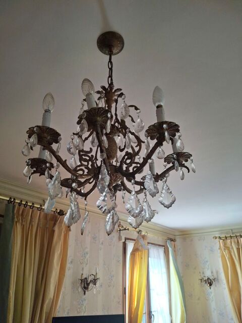 Lustre et ses 4 appliques style Louis XVI Éragny (95)