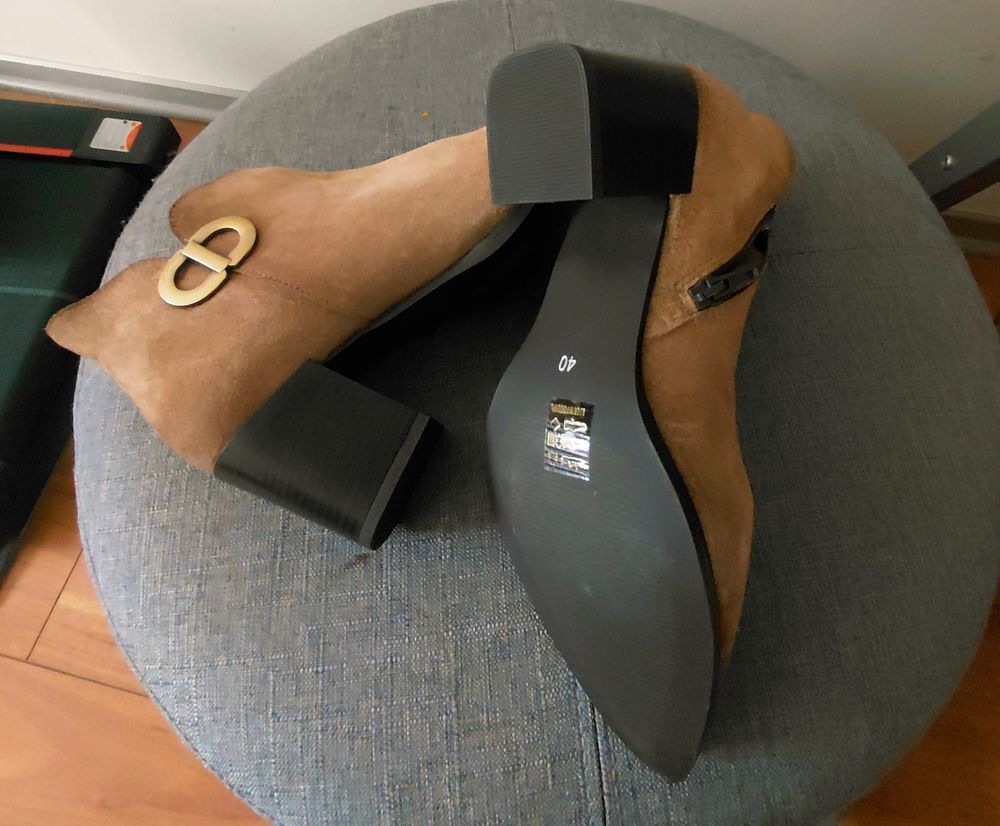 bottines seaside p 40 daim beige neuves Chaussures