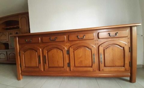 Grand buffet en ch�ne massif 180 N�mes (30)
