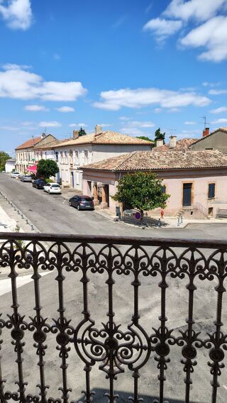  Appartement à louer 4 pièces 90 m² Cadours