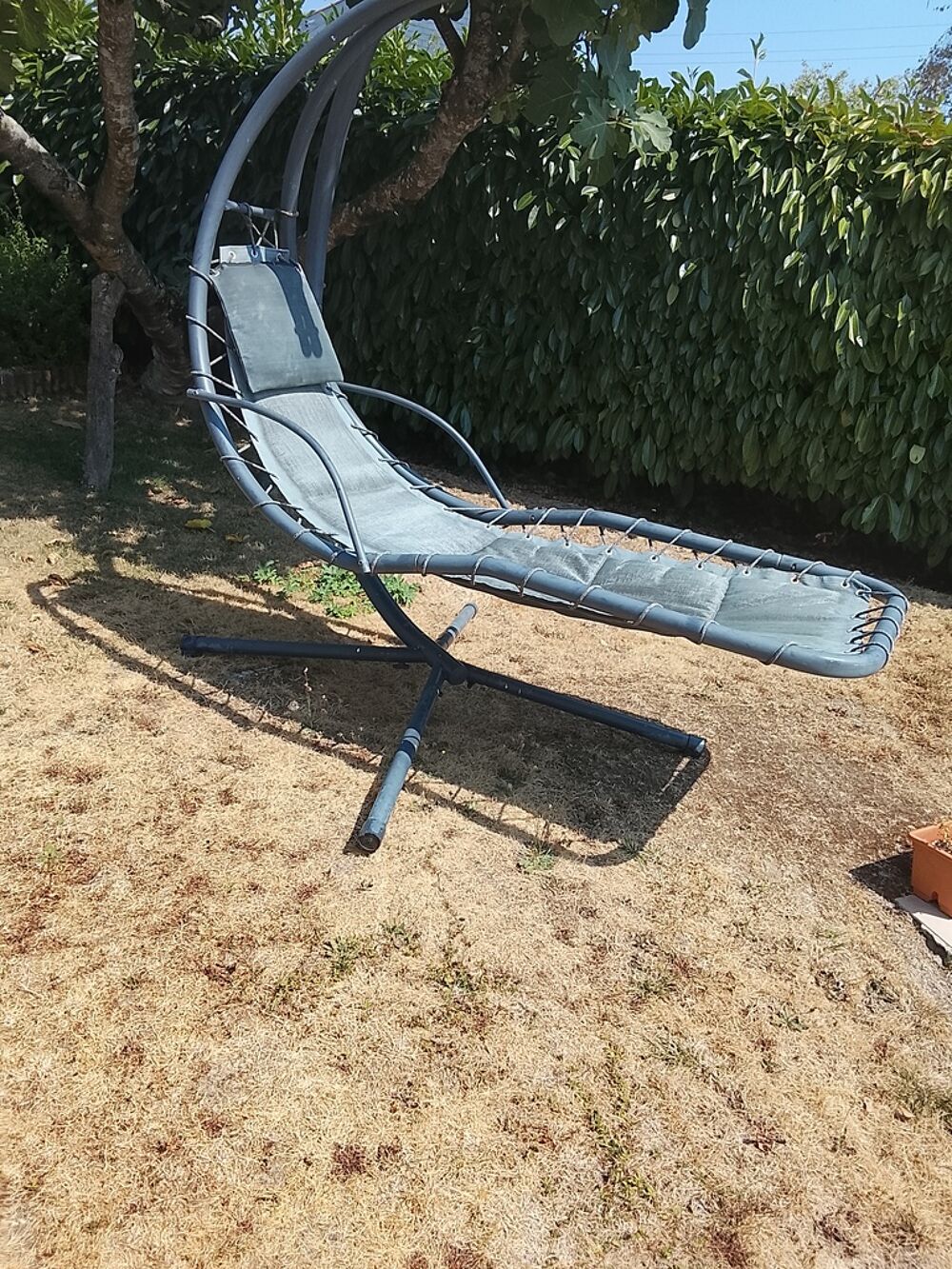 Chaise suspendue de jardin grise Jardin