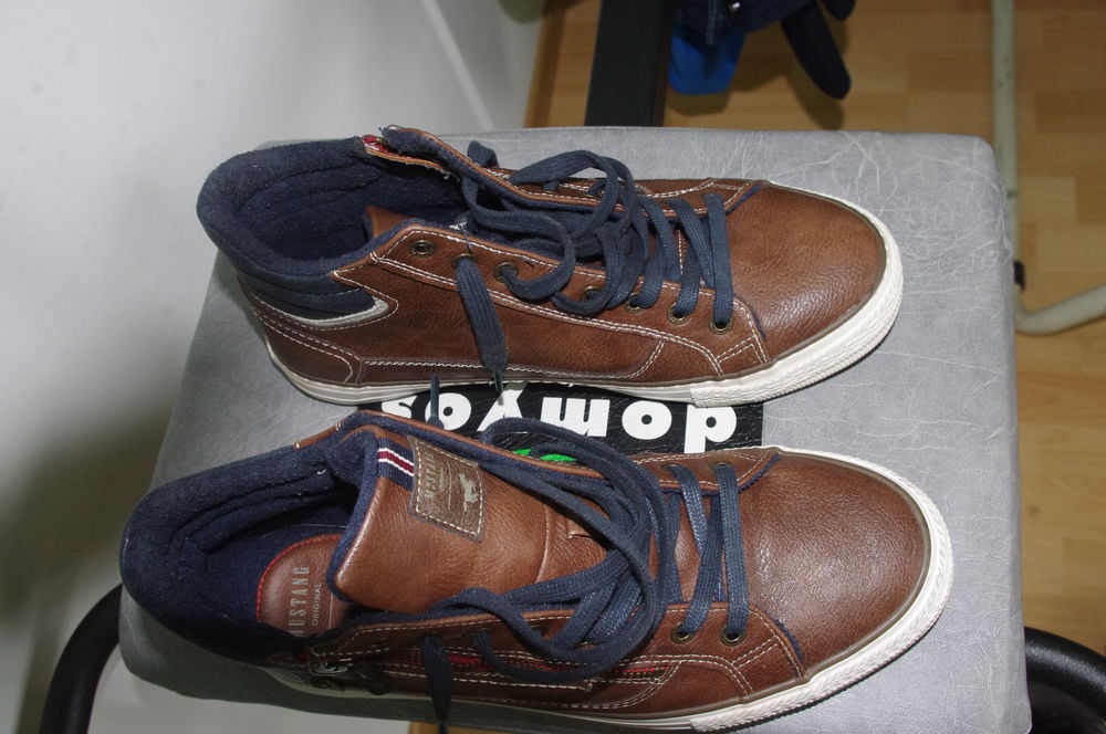 chaussures marque mustang pointure 42 Chaussures