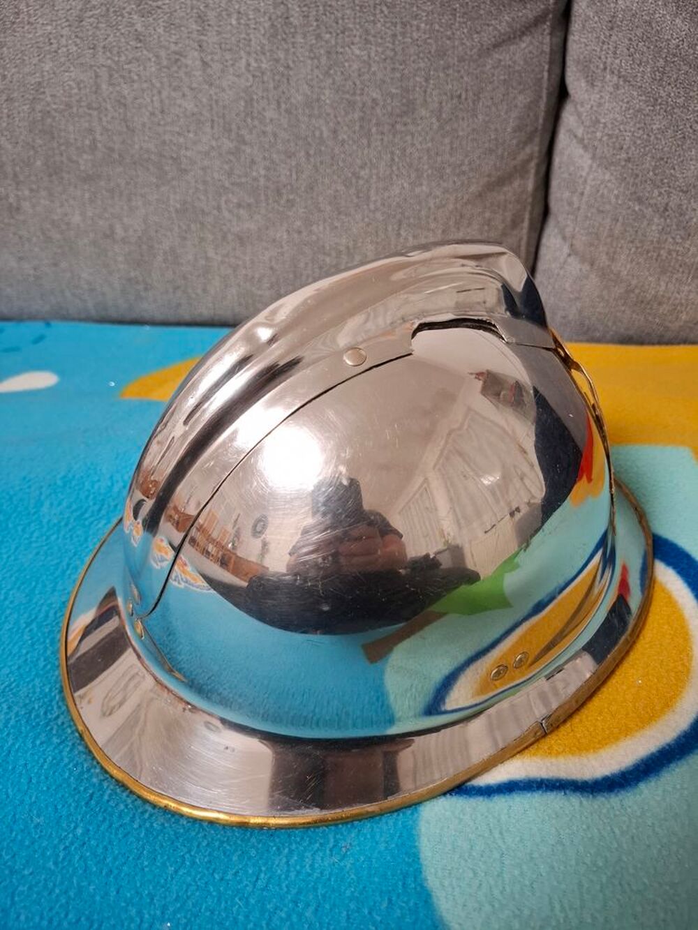 Casque pompier d&eacute;partemental 77 