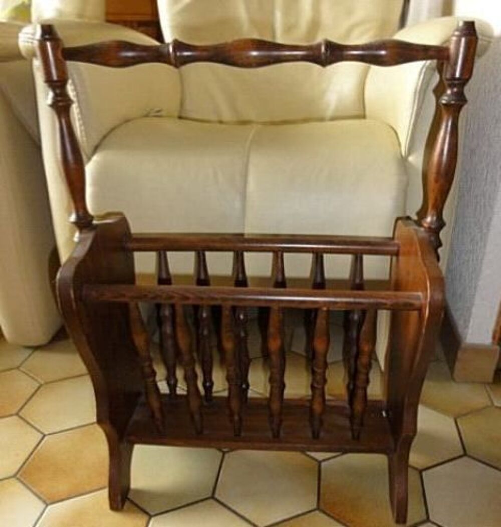porte revue en bois Décoration