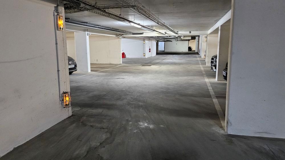 Location Parking/Garage Parking 2 Roues en Ivry-sur-seine