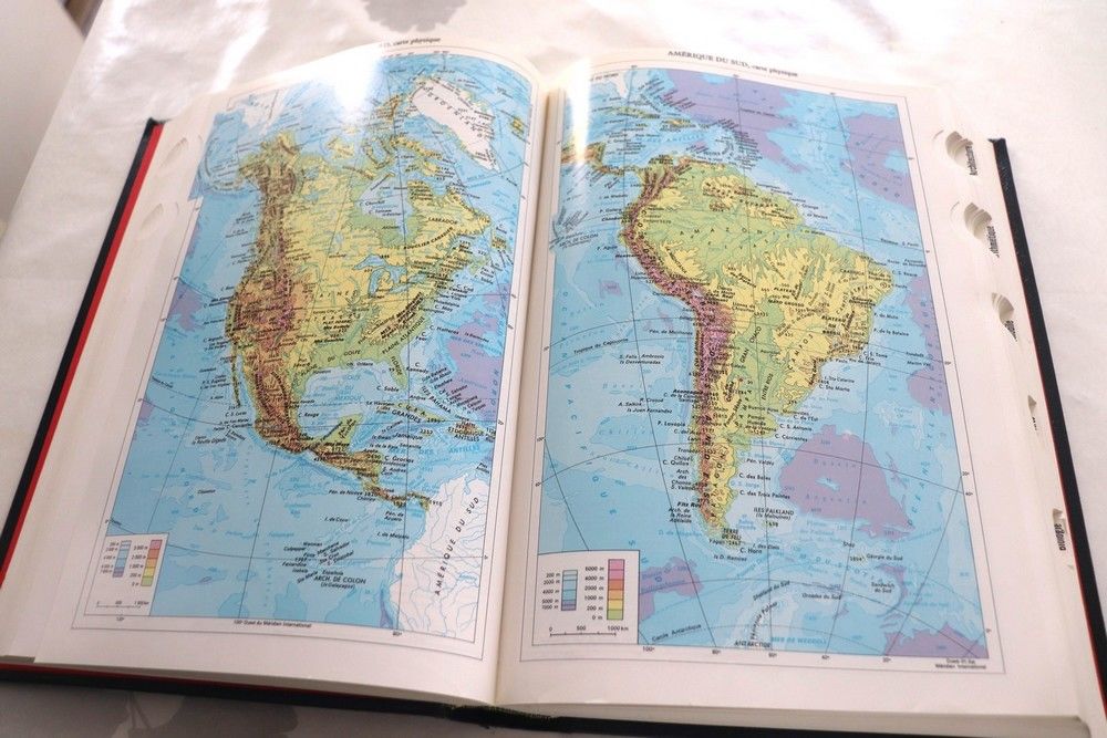 Dictionnaires encyclop&eacute;diques QUILLET ann&eacute;e 1977 Livres et BD