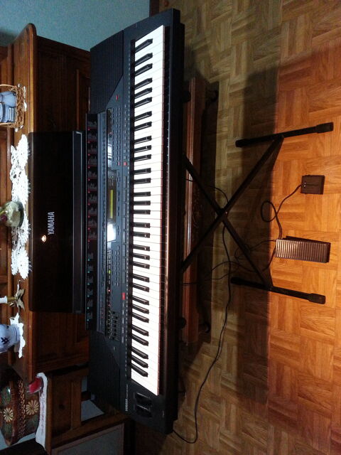 Synthtiseur arrangeur YAMAHA PSR 6700 76 touches 140 Traubach-le-Bas (68)