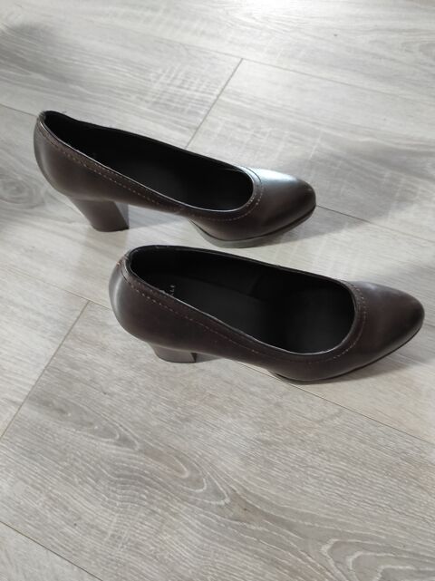 ESCARPINS Femme Marron Glac� 40 20 Lamballe (22)