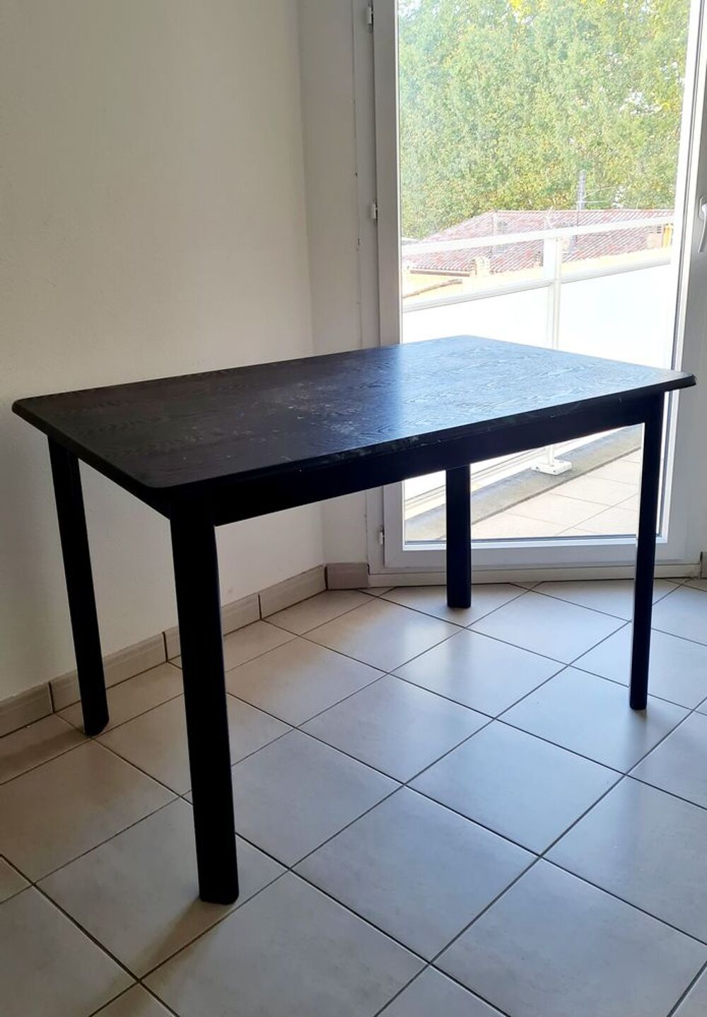 TABLE EN BOIS Meubles