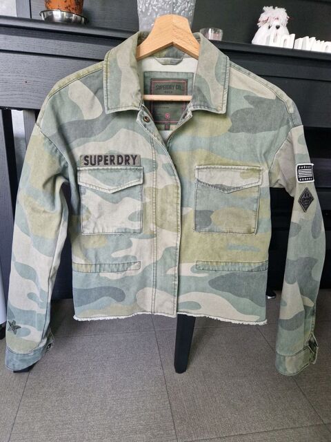 Veste superdry kaki mixte taille 36/38/40 30 Nantes (44)