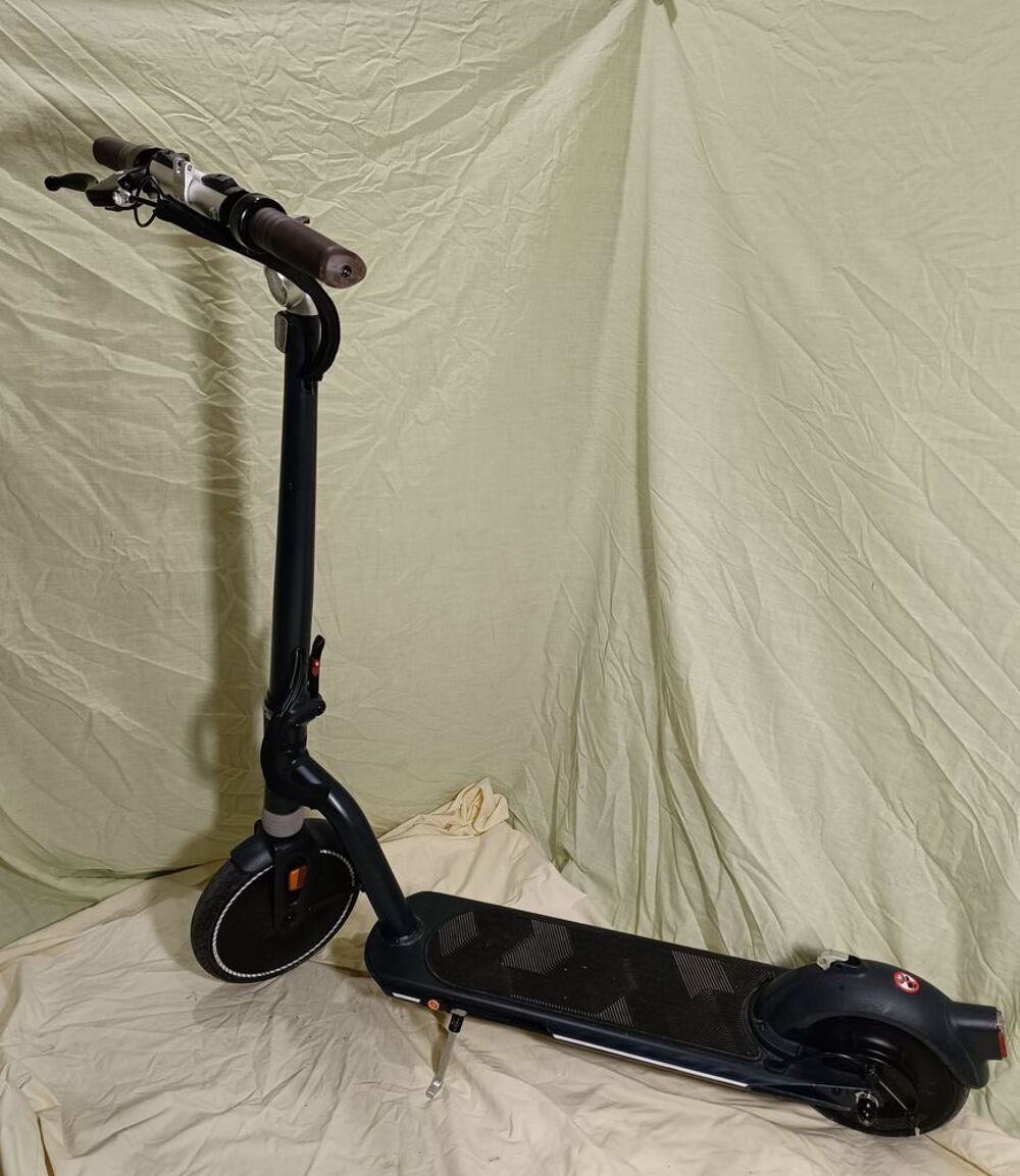 Trotinette &eacute;lectrique Sports