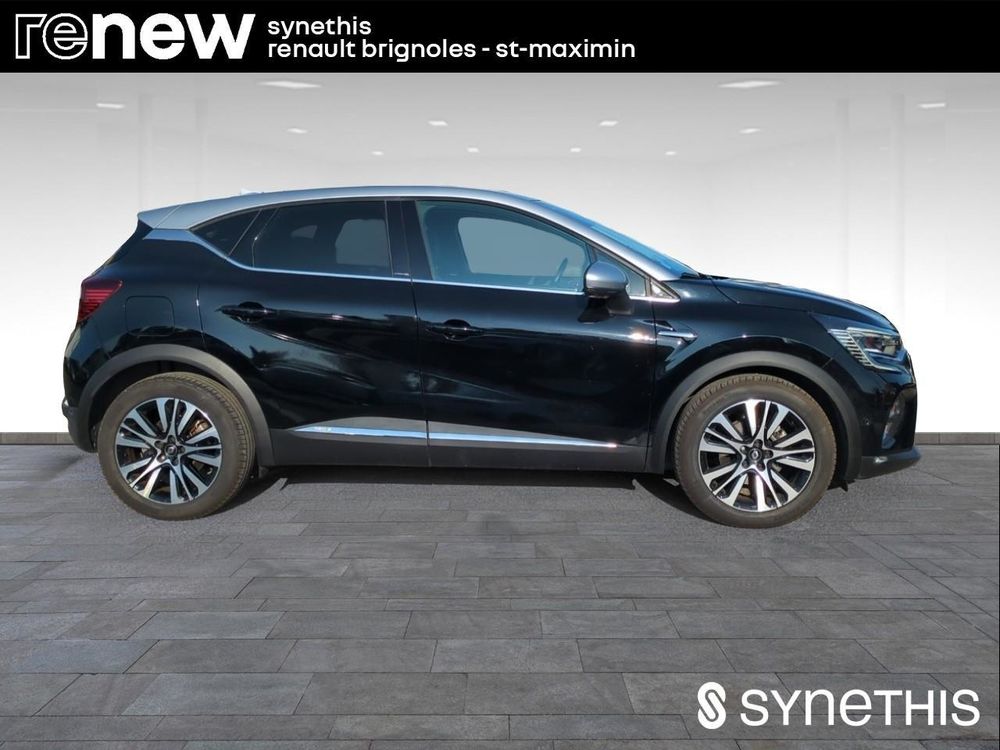 Captur E-Tech Plug-in 160 Initiale Paris 2021 occasion 83170 Brignoles