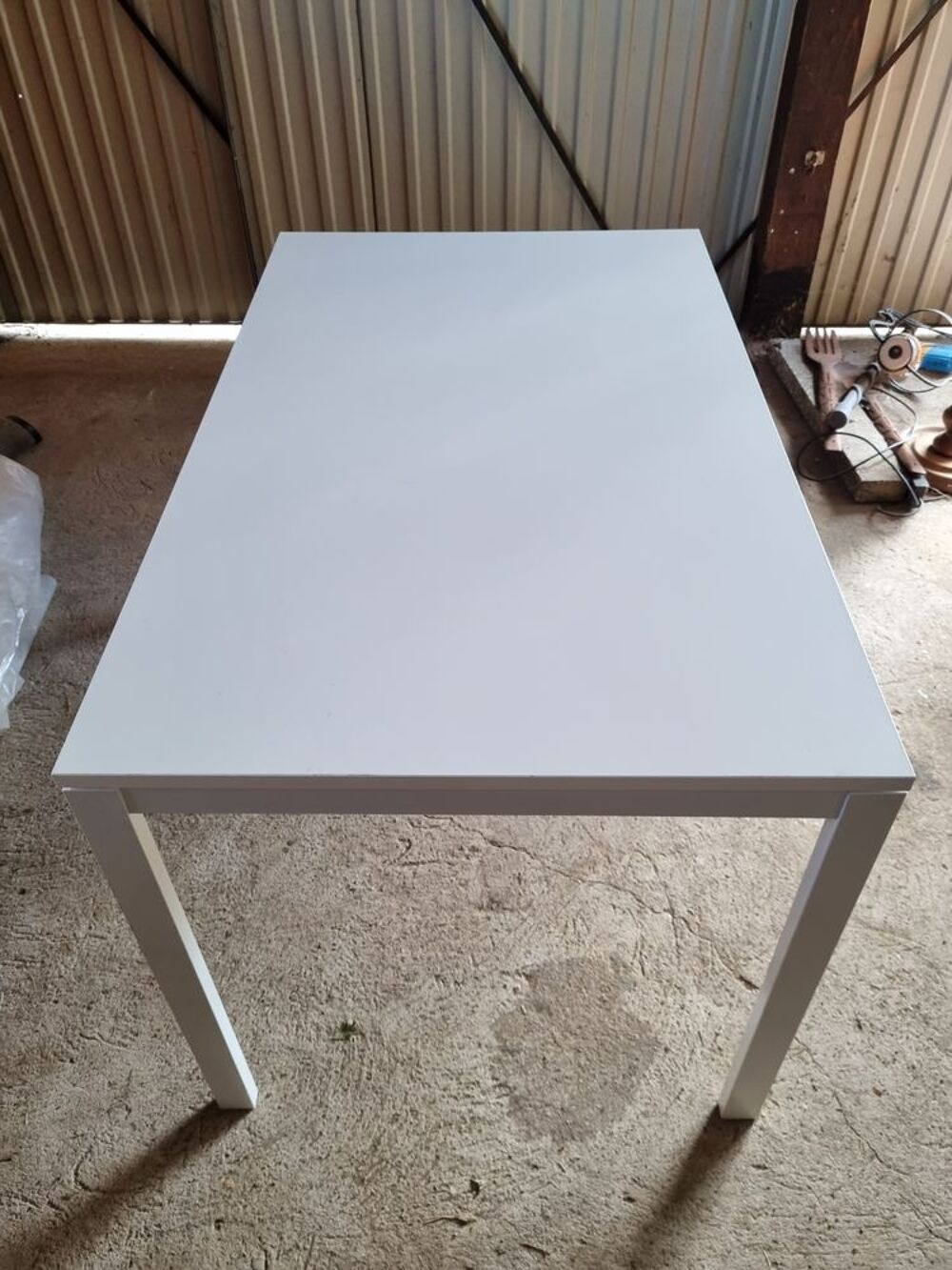 Table blanche IKEA Meubles