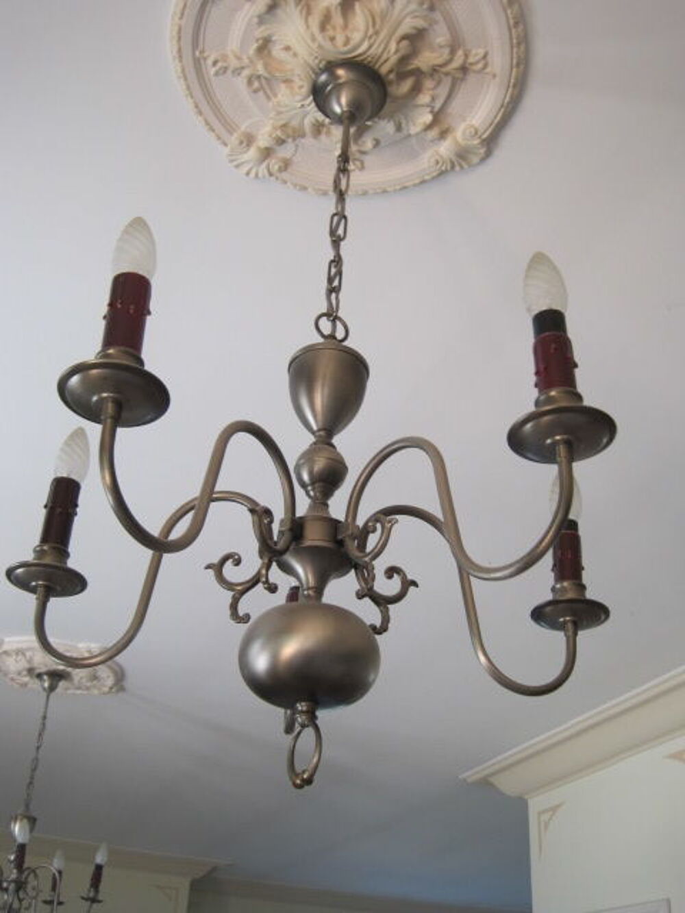 Deux Lustre en pur &eacute;tain Décoration